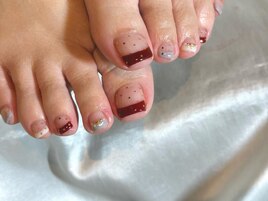フットネイルの季節です