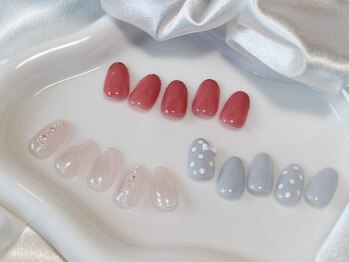 フェリーチェ木更津　[定額/ワンカラー/シンプル上品ネイル]の写真/【定額￥5900/￥6900/￥7900】小さなお爪でもパッと華やぐ洗練デザイン*[木更津/富津/君津/袖ヶ浦/市原]
