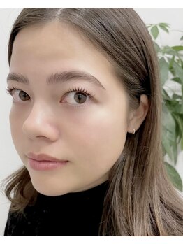 フー(fuu)/perm + eyebrow