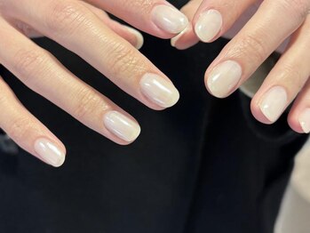 パールアイボリー