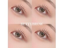 ベティーブロー(Betty Brow)