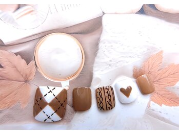 ネイルサロン&スクール ジーナ(GINA)/カフェラテ色のアーガイルネイル