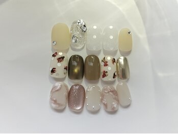 マックスビューティーネイル(MAX BEAUTY nail)の写真/【トレンドに合わせて毎月変わるDesign/Full artコース】