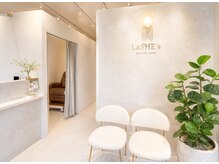 ラシーズ 烏丸店(La SHE's)の雰囲気（キレイな店内♪）