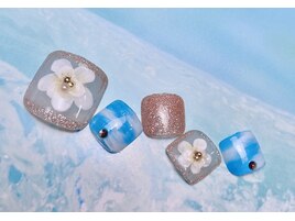 242.大人女性のフットネイル