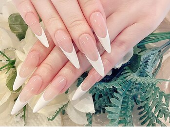 ブリエカドー(Briller Cadeau)/フレンチネイル(ロング)