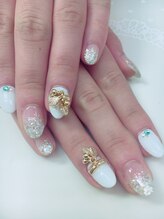 ネイルサロン ティアラリュクス 市川北口店(Tiara Luxe)/シェルネイル