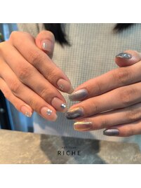 大人ニュアンスネイル