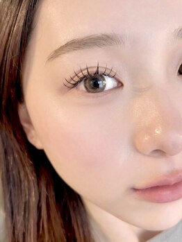 ミシェル(Michel)の写真/お客様のお目元にぴったりのデザインをご提案♪トレンドの束感まつげパーマもお任せ下さい＊