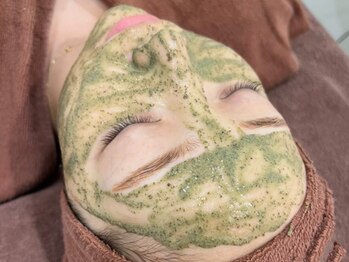 ラティーナ(Lattina)の写真/芸能人御用達♪植物幹細胞×300種類の酵素配合REVI陶肌トリートメント/ハーブピーリング