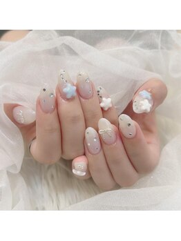 リンドネイル バイ モカ アンド ララ(Lind nail by moca and LaLa)/星ネイル