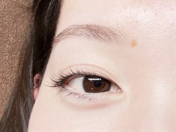 ビーモア(B.MORE)/【すっぴんでも可愛いまつ毛に】