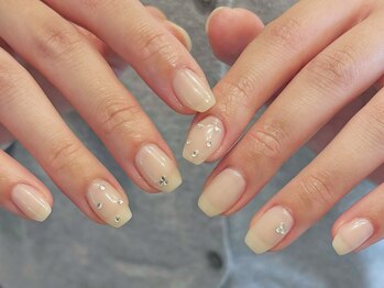 フィロンネイル 市川店(filonnail)の写真/ショートネイル派の方必見*自爪に合うデザインをお探しの方に。お客様のお好みに合わせて選べるアート多数