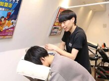 ファスト整体スタンドチャージ 栄森の地下街店/背中ほぐし