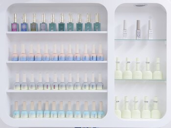 アキナネイル(AKINA NAIL)の写真/早稲田駅チカにNEW OPEN★爪の形や長さにお悩みの方◎爪の状態を見極めた丁寧な施術でワンランク上の指先♪