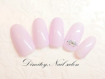 ディミティー ネイル サロン(Dimitey. Nail salon)の写真/【シンプルでもハイセンス◎】素早く且つ繊細に丁寧に。フォルムから美しく見惚れる指先にお仕上げします♪