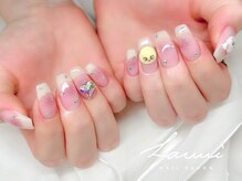 ラウミー(Laumi)/チークネイル