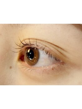 ネイル・アイメニューの同時施術が可能