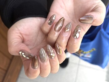 フフラ(fufla)/持ち込みアートつけ放題