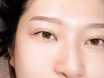 トータルビューティーティアム(Tiam)の写真/アイブロウ部門コンテスト入賞者によるプロの美眉スタイリング。朝のメイクが楽になり、自己処理が不要に◎