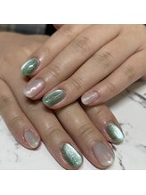 アルーシェ 平井(Alushe)/ホワイトミラー・マグネット