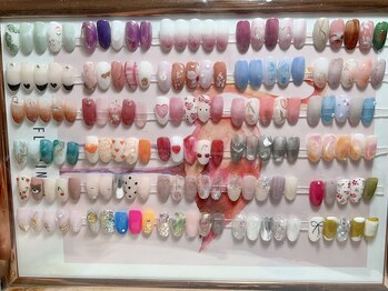 フローラ(flora)/選べる定額デザイン