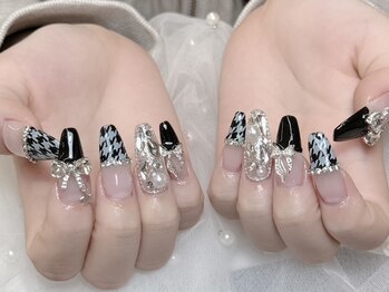 ブイピーネイル 新大久保(VP nail)の写真/パーツ豊富◎特別な日もおまかせサロン★結婚式や合コン等華やかにしたい時◎あなたの"なりたい"を叶える♪