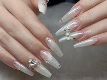 ネイルズバー 新宿店(Nails Bar)/ミルキーホワイトビジューネイル