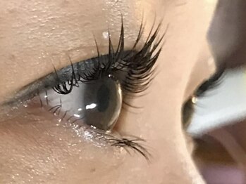 ザエステショップの写真/自分に似合う見せたくなる素敵な印象に♪通いやすい価格で、自分らしく美しい自然な目元へ☆