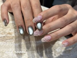 寒色×暖色ちぐはぐネイル