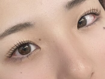 アイラッシュアンドネイル マークス 草加店(MAK's)/【パリジェンヌ公式認定サロン】