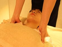 愛さんさん/アロママッサージでリラックス