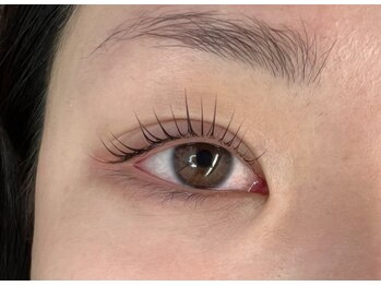 ジラフ(giraffe)/【まつパ】ストレート目尻流し