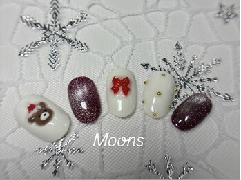 ムーンズ(Moon's)/