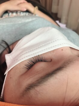 フリルアイビューティ 豊中店(Frill Eye Beauty)/