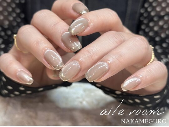 2025年冬】ニュアンス フレンチ ハンドのネイルデザイン集｜人気順  
