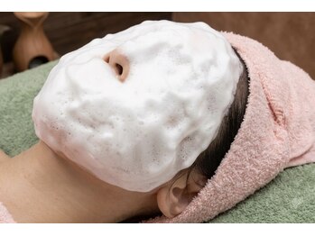 リフィットの写真/泡パックで毛穴汚れをスッキリ洗浄!つるん肌フェイシャルコース 45分 3,000円