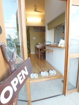 テテ 加古川(TETE)/玄関