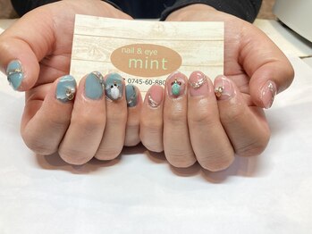 ネイルアンドアイ ミント(nail&eye mint)/色違い