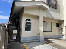 お店の目の前に駐車場あり！※1番が当店の駐車場です