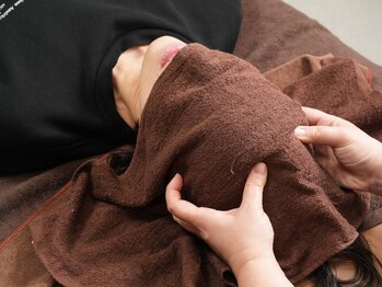 デイジー(Daisy)/〈目の疲れはヘッドマッサージ〉