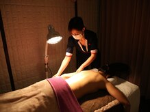 ボディエステ ルビー(Ruby)/ホットライトで暖かい施術します