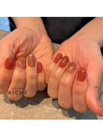 冬のブラウン×フラッシュネイル