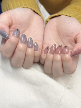 【HAND】ちぐはぐワンカラー
