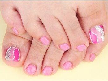 フラッシュネイル SORIO宝塚店/フット☆デザインコ-ス