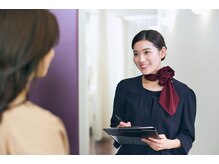 ビューティギャラリー 横浜タカシマヤ店の雰囲気（施術前のカウンセリングも丁寧に行います♪）