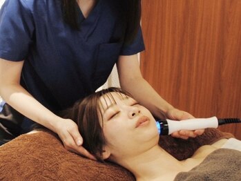 ボディメンテナンス 大垣の写真/【小顔矯正+骨盤調整 ¥4980】口角キュッ!たるみ改善小顔マシン&凄腕手技◎メンズ小顔エステも同価格♪