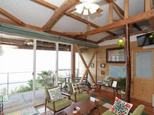 ラハレ (La Hale)/内観