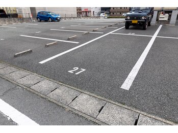 イロハ(IROHA)/駐車場27番になります。
