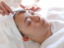 サロンドラクー(Salon de La Qoo)の雰囲気（経験豊富なスタッフによるシェービング）